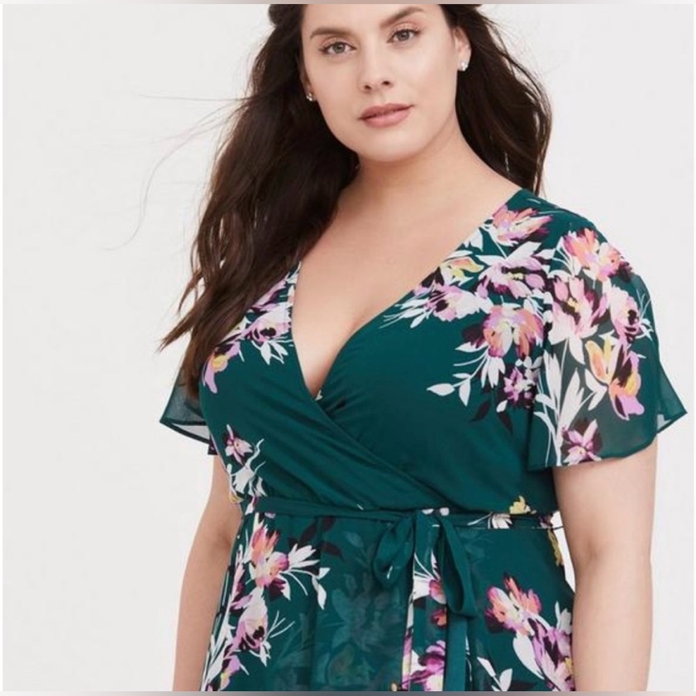 Torrid Green Floral Surplice Midi Dress - Picture 3 of 8